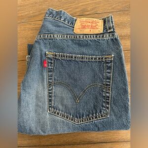 Levi's 569 Relaxed Straight Jeans Size 33x34‎ Gently Worn